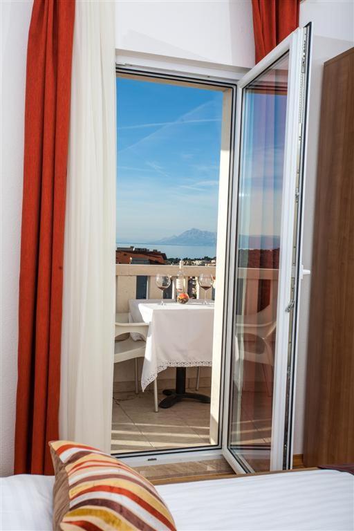 Villa Luce Mit Pool Makarska Eksteriør bilde
