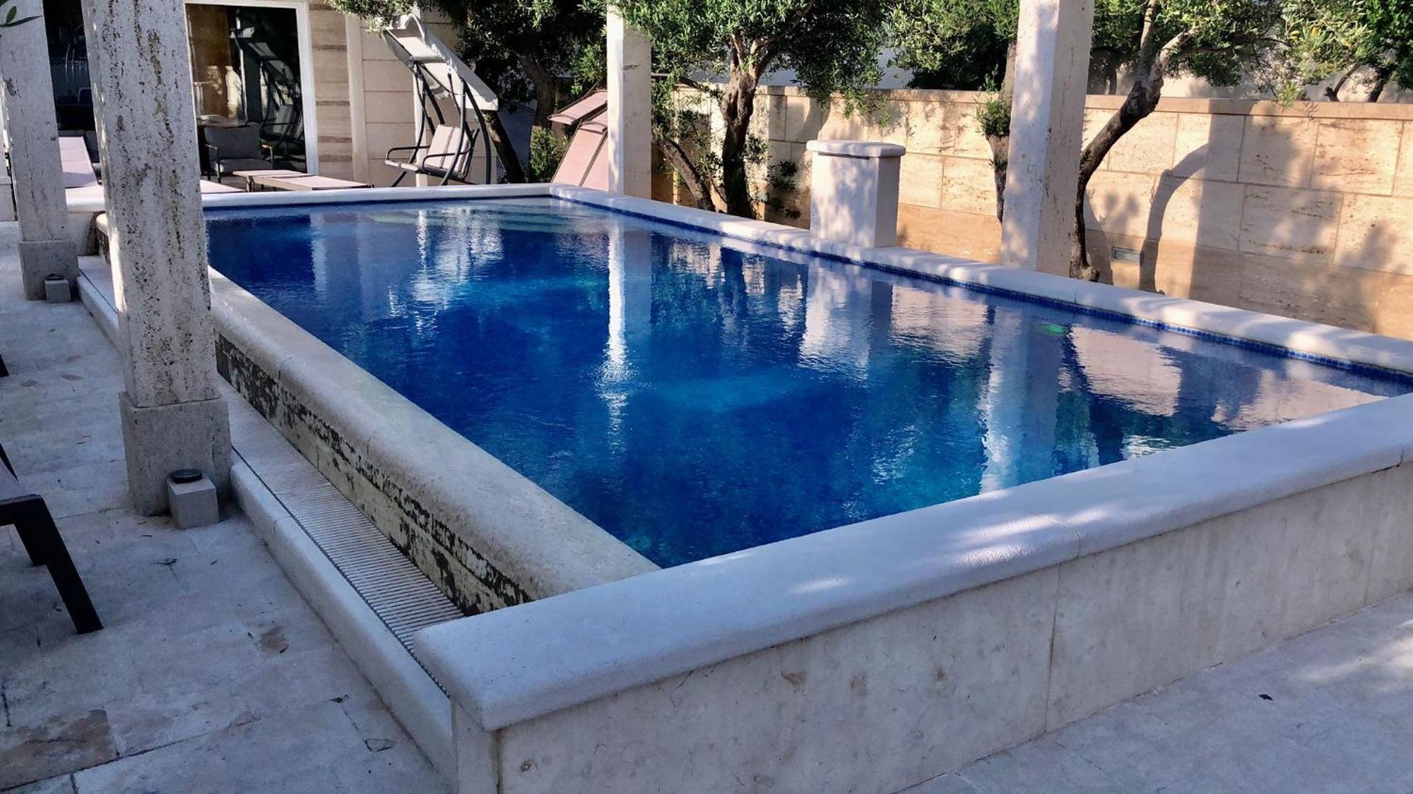 Villa Luce Mit Pool Makarska Eksteriør bilde
