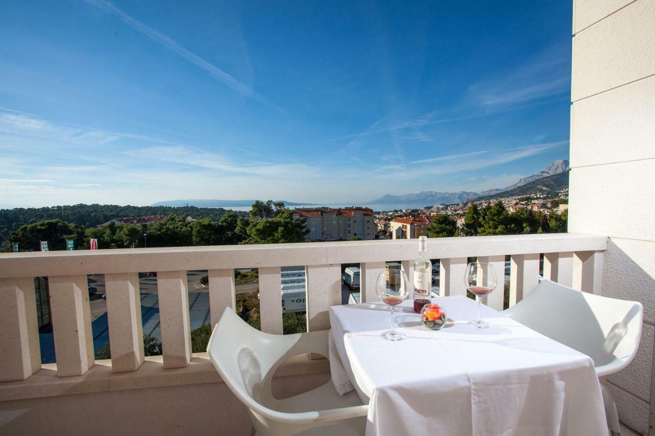 Villa Luce Mit Pool Makarska Eksteriør bilde