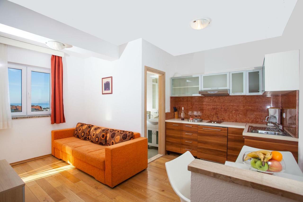 Villa Luce Mit Pool Makarska Eksteriør bilde