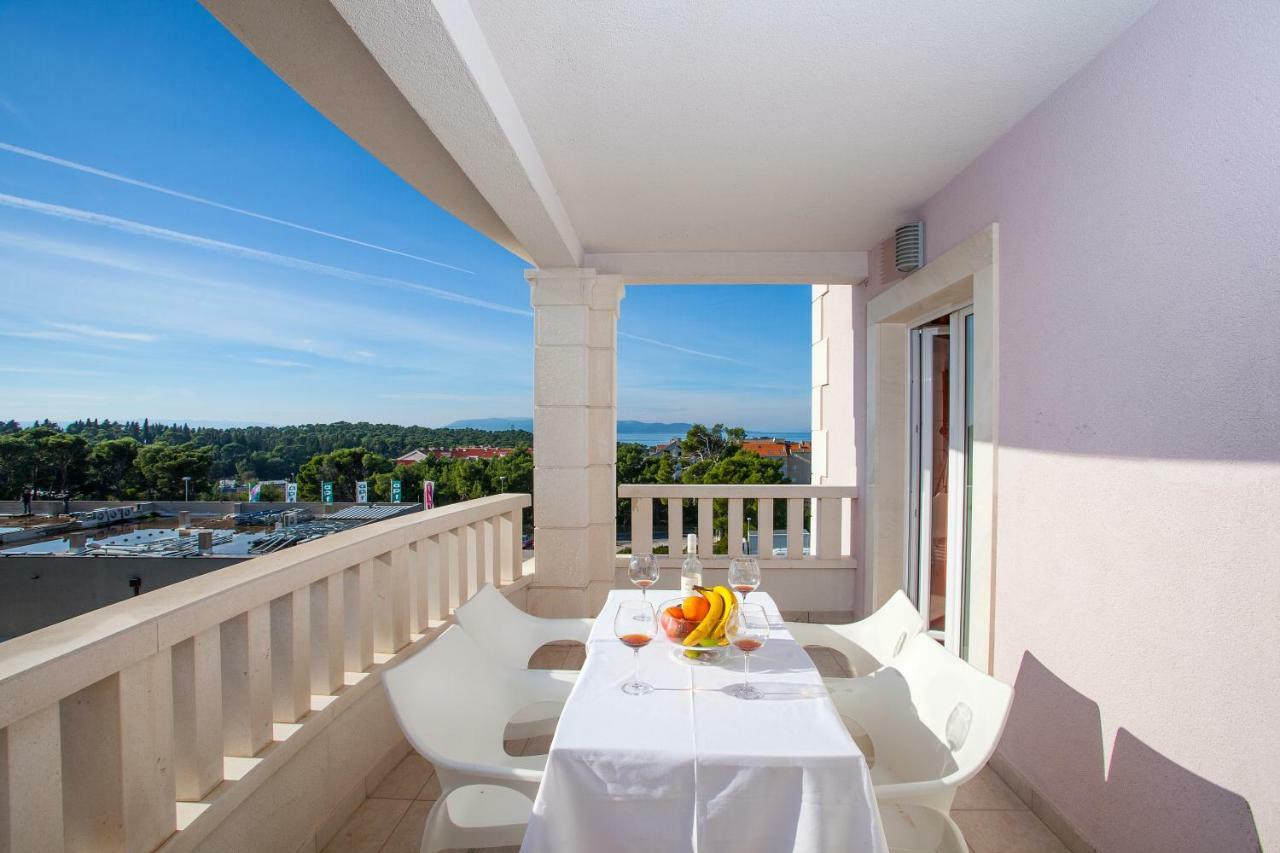 Villa Luce Mit Pool Makarska Eksteriør bilde